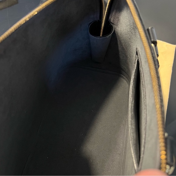 Louis Vuitton Vintage Epi Leather Alma PM Satchel - Picture 9 of 12